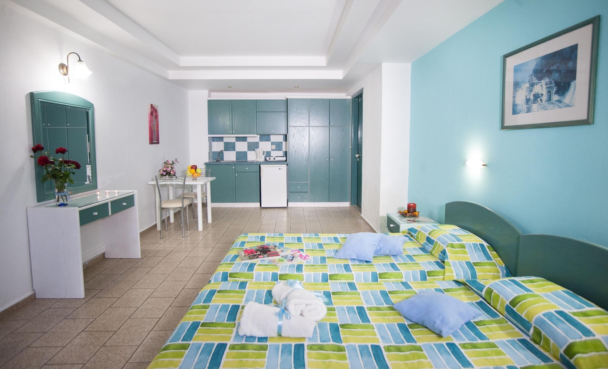 Theoni Apartments Malia Esterno foto