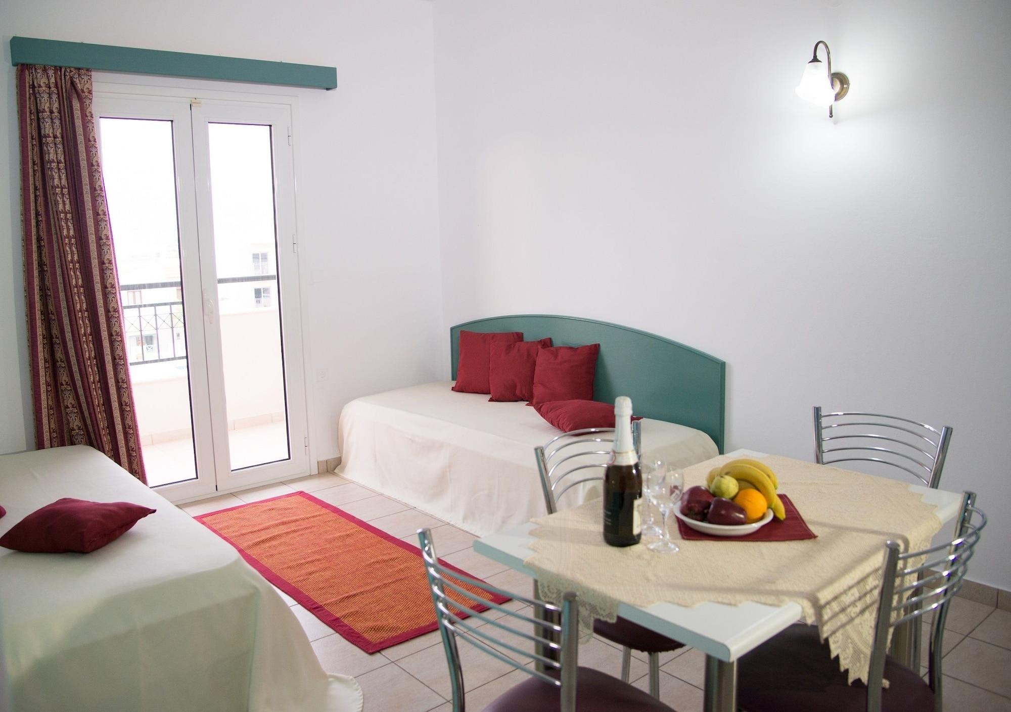 Theoni Apartments Malia Esterno foto