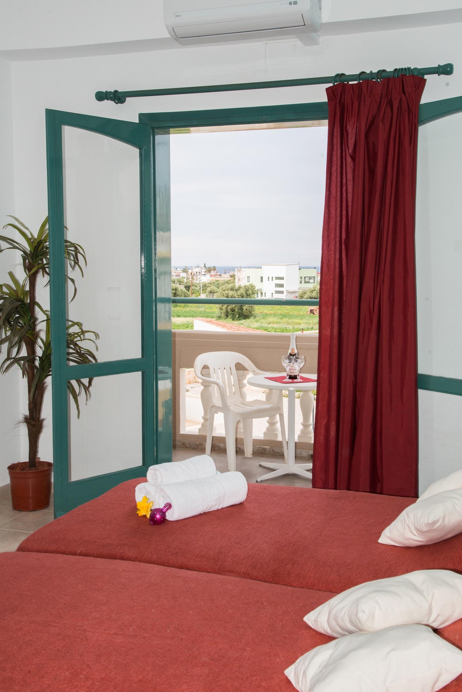 Theoni Apartments Malia Esterno foto