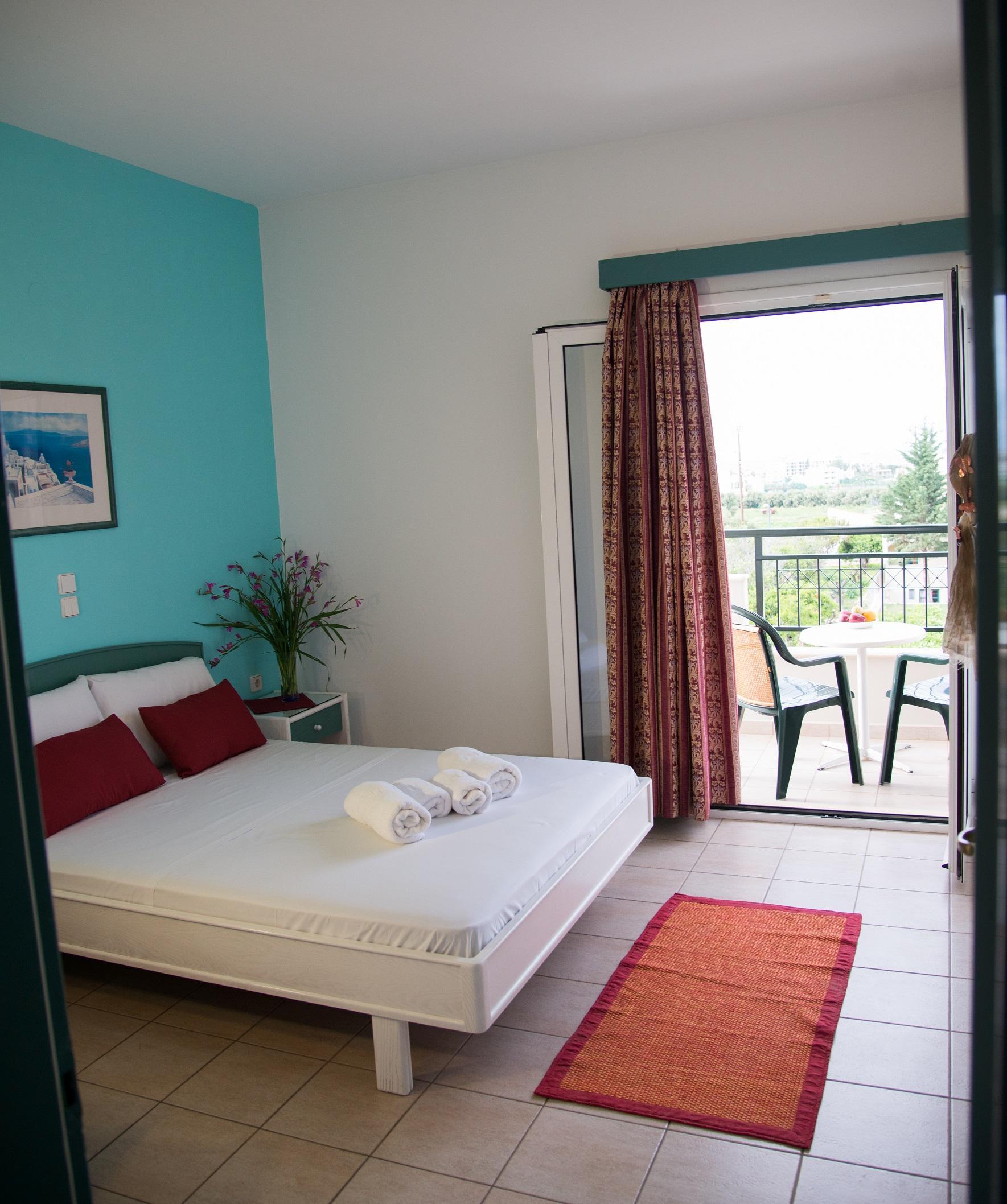 Theoni Apartments Malia Esterno foto