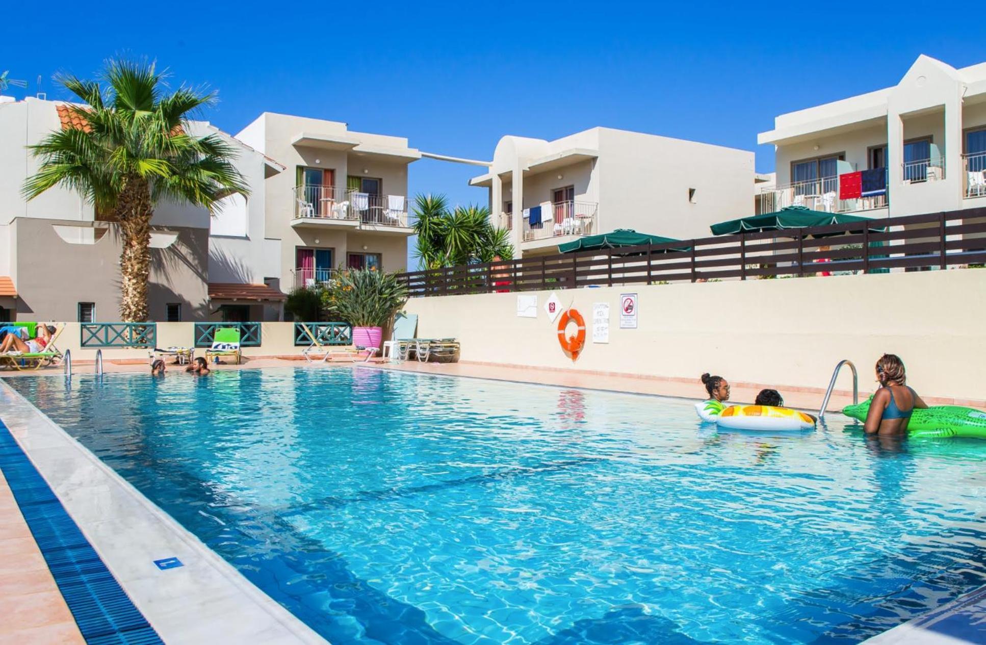Theoni Apartments Malia Esterno foto