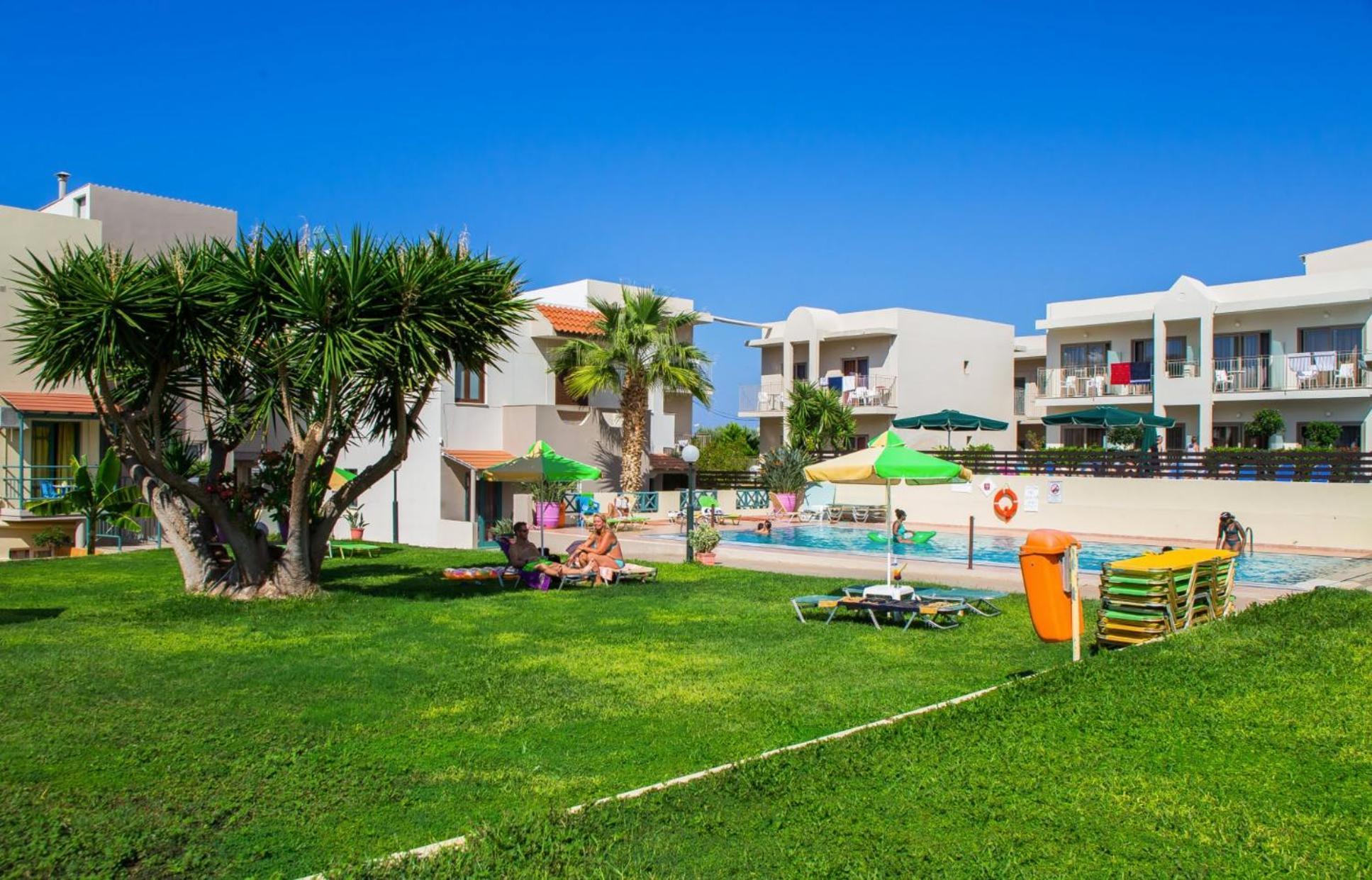 Theoni Apartments Malia Esterno foto
